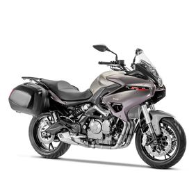 Moto Benelli Tnt 600 Gt - 2022