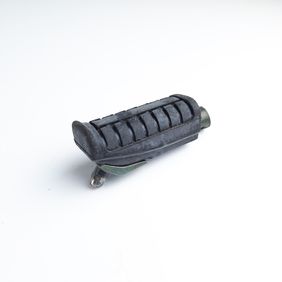 Pedalin Delanter Izquierdo Rouser 135