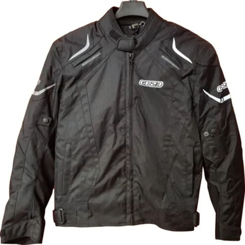 Campera-GP-23-CP-20-Cordura-c-int-desmontable-y-protecciones-NEGRO